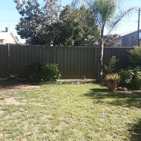 Peaceful Haven Hotel Adelaide Exterior photo